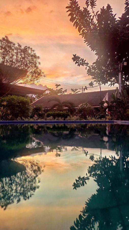 Seaview Beach Resort Sibulan エクステリア 写真